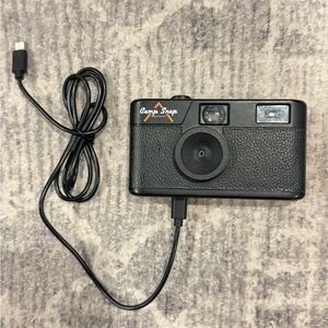 Camp Snap Black Camera with Cable